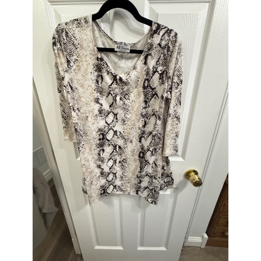 All Hours Snakeskin Print Tunic Top Womens Small 3/4 Sleeve Neutral Tan Black